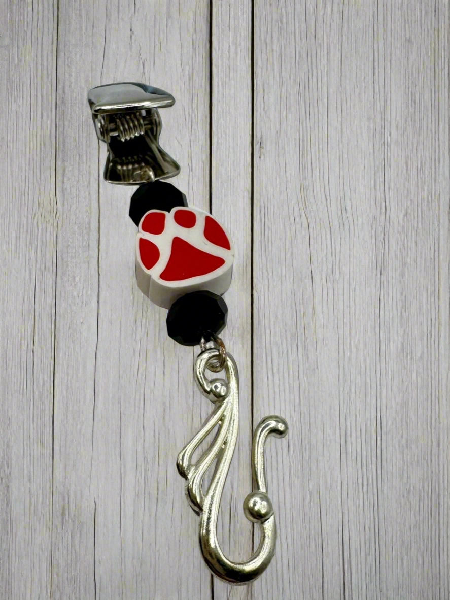 clay paw print portuguese knitting pin